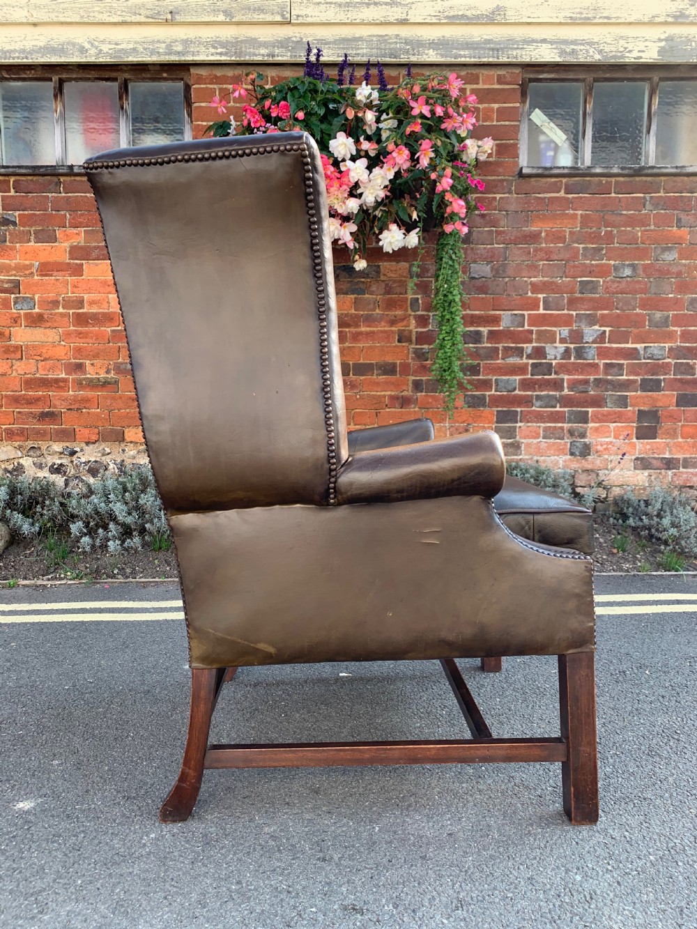Leather wing armchair  View III