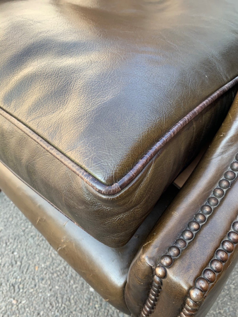 Leather wing armchair  View IV