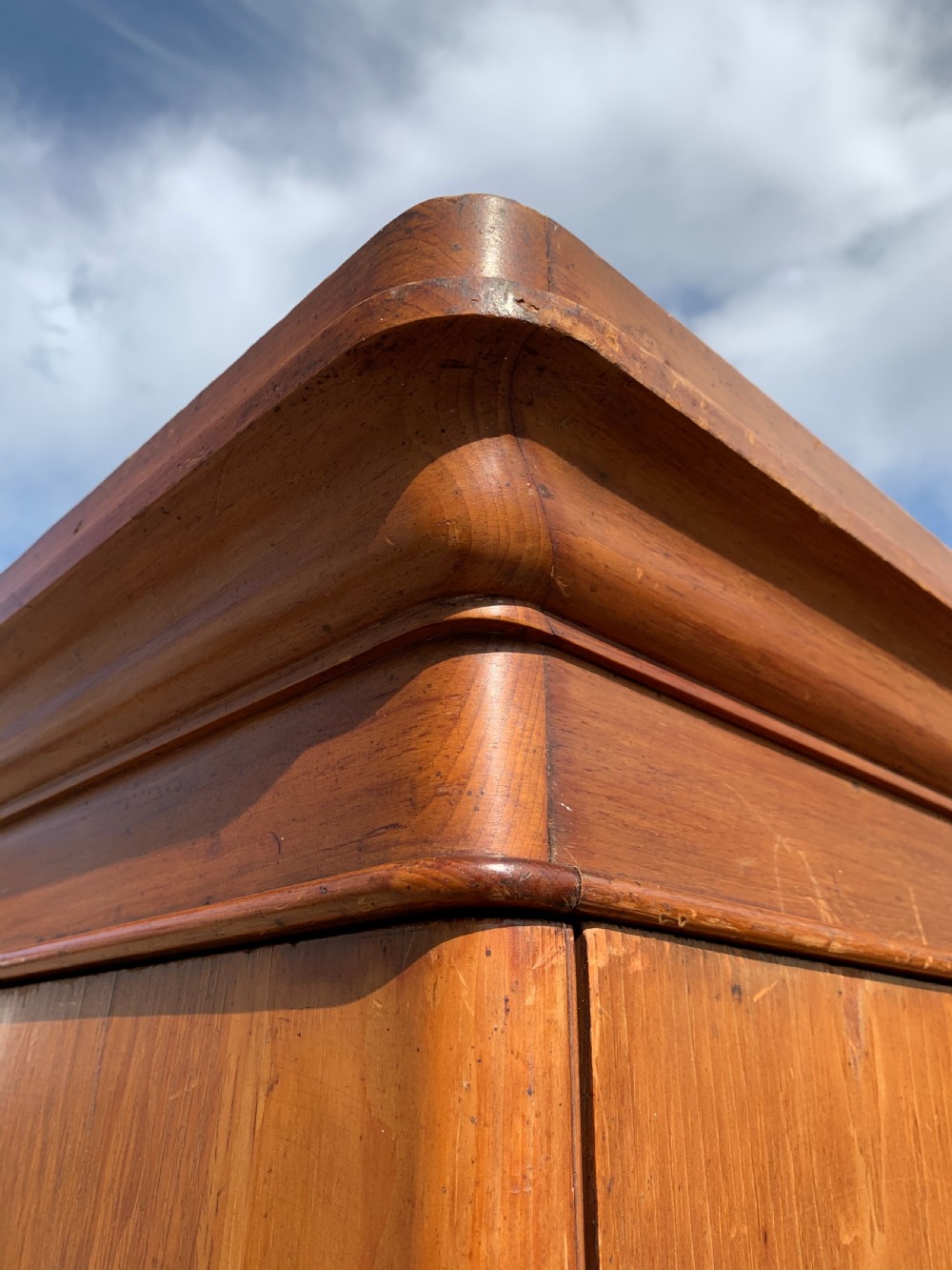 Victorian Pine linen press  View IX