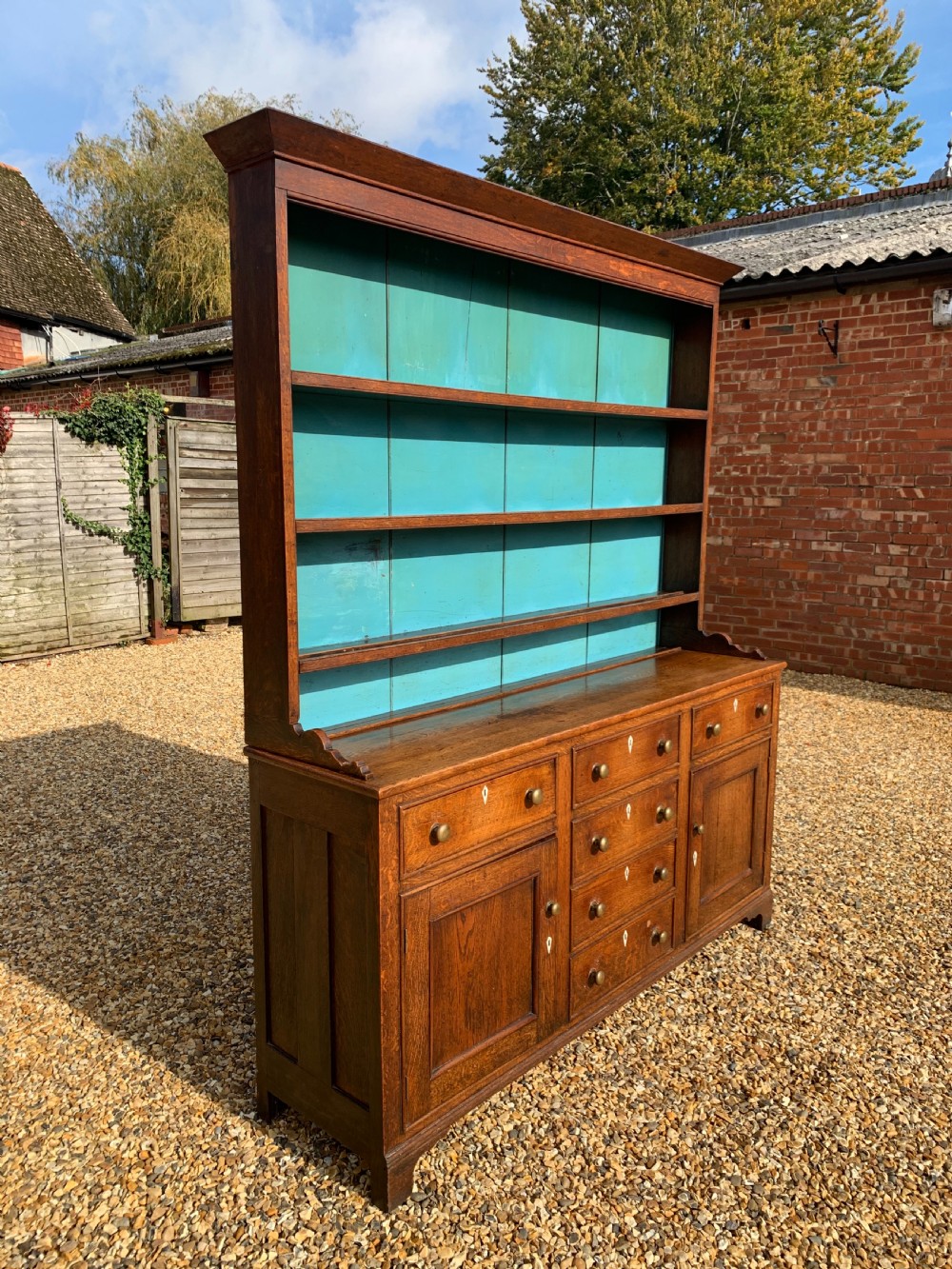 Nineteenth century oak Welsh dresser  View II