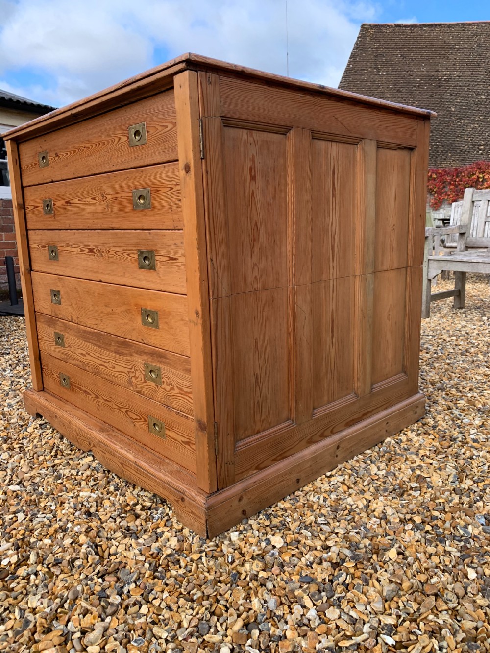 Pitch pine plan chest View VI