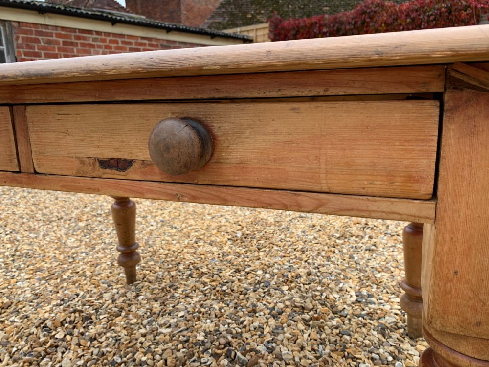 Late Victorian pine table  View III