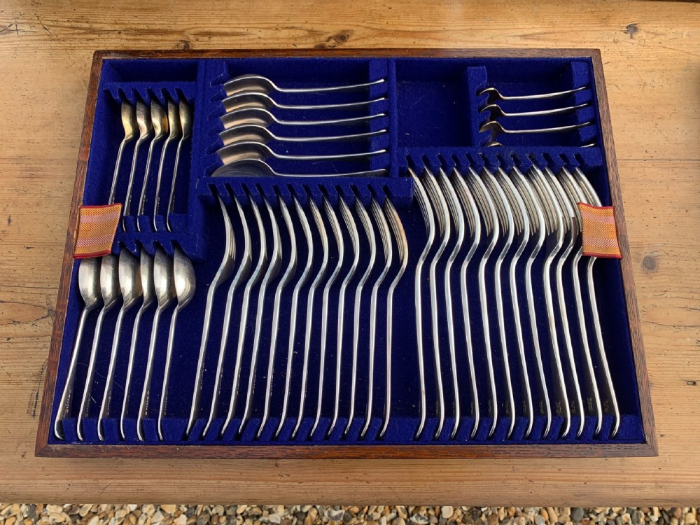 Army and Navy cutlery box View VII