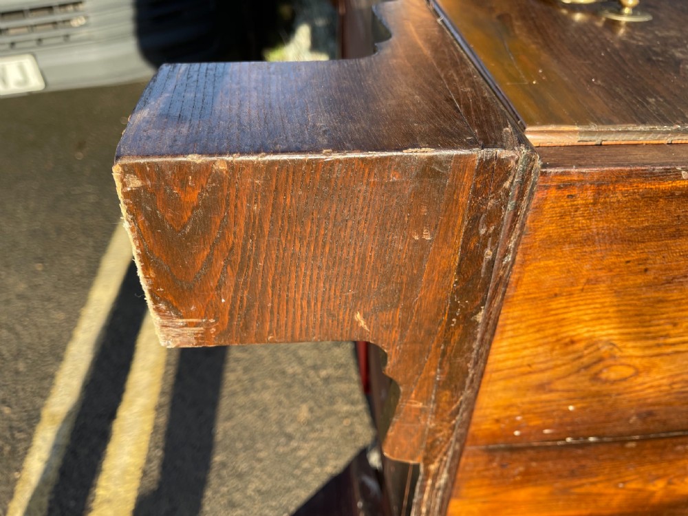 Georgian Elm chest of drawers  View VI
