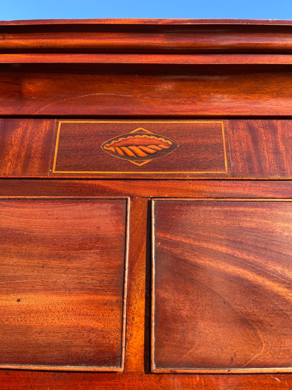Georgian Mahogany chest on chest View X
