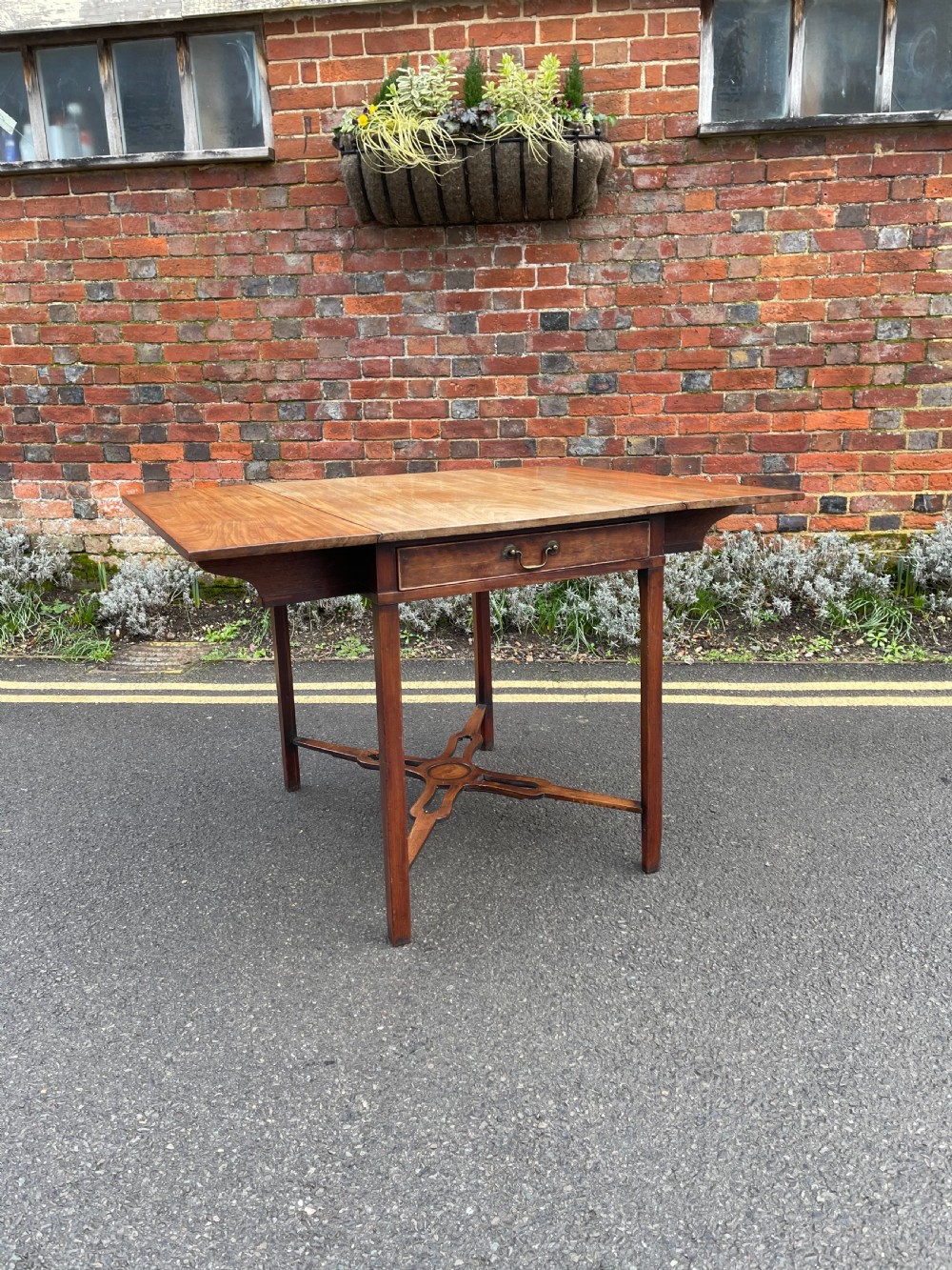 Chippendale period Pembroke table 