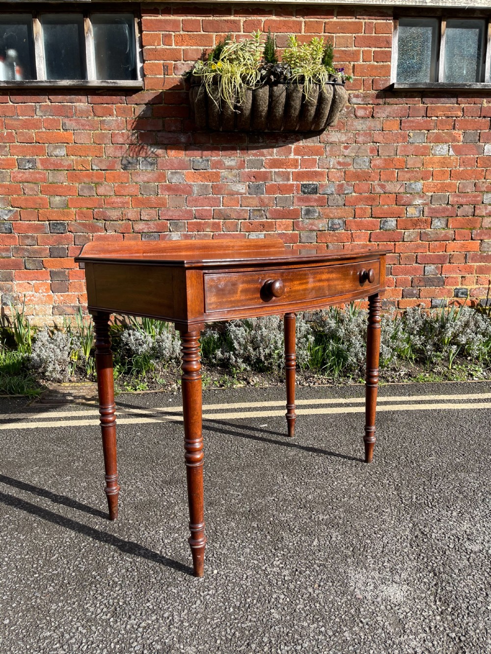 Victorian bow fronted Mahogany side table 
