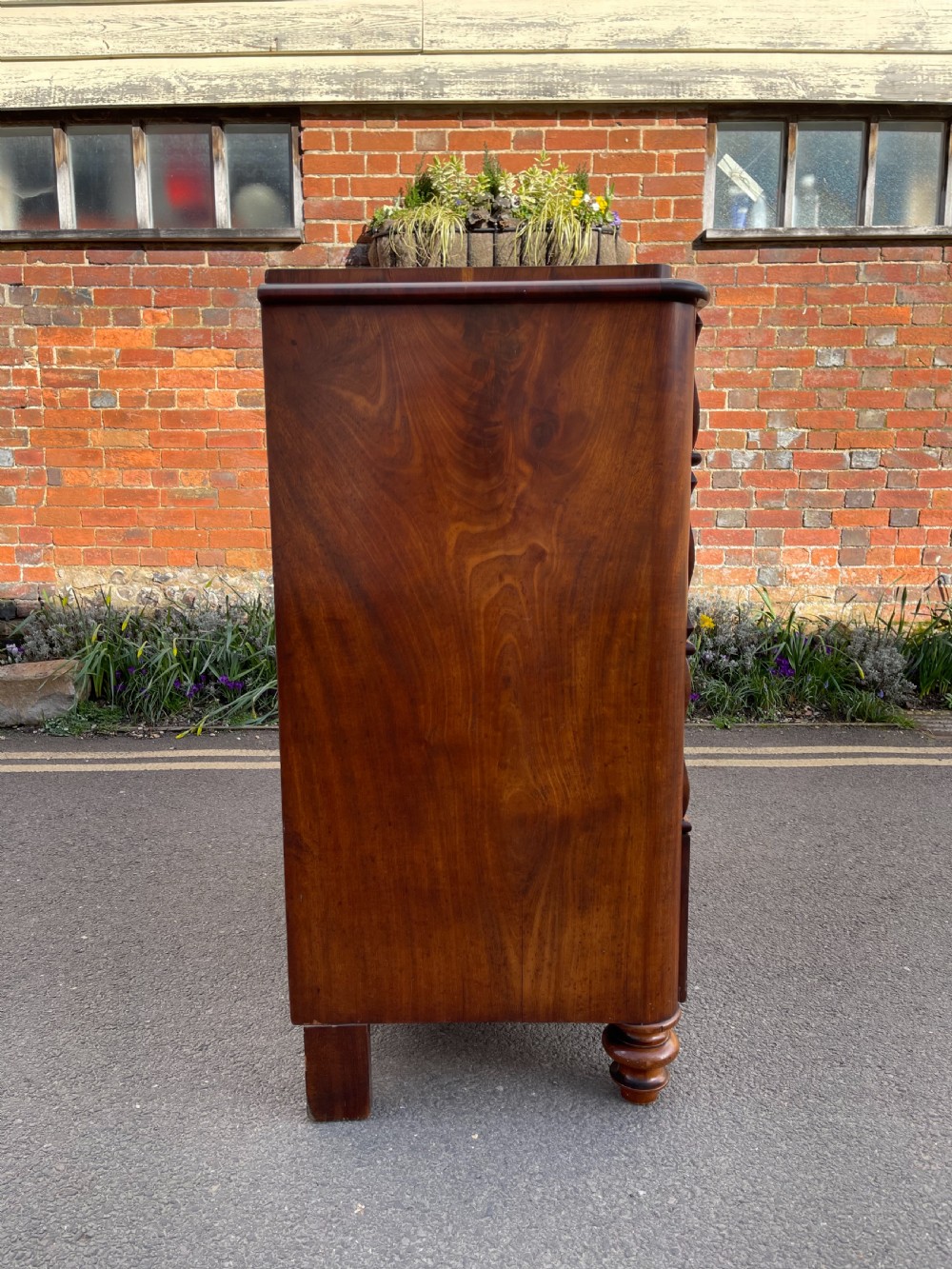 Continental Mahogany chest  View IV