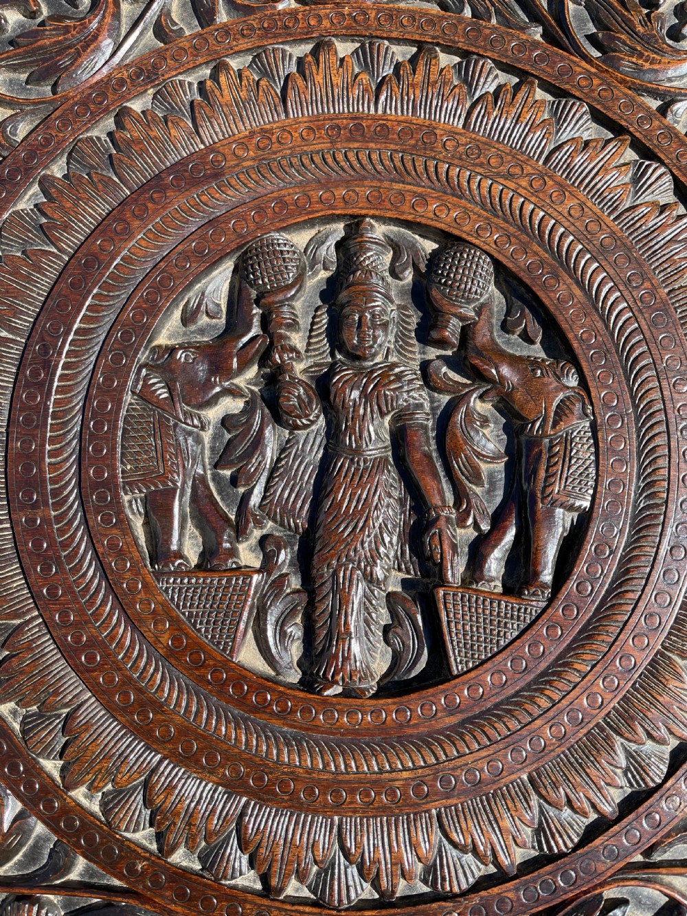 Indian elephant table  View III