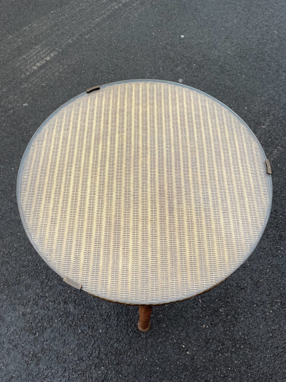 Lloyd loom table  View V