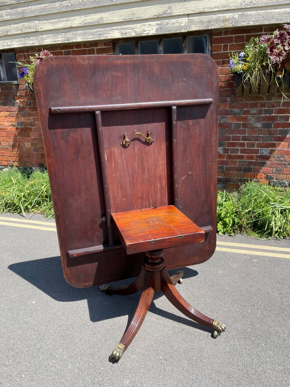 George III mahogany breakfast table  View IV