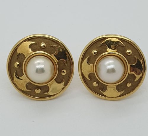 18ct Yg Pearl Studs