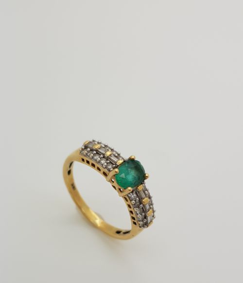 18ct Emerald and Diamond Ring