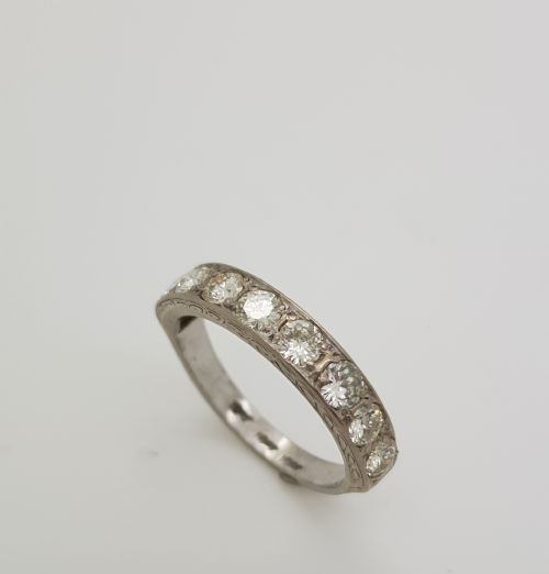 18ct Wg Half Eternity