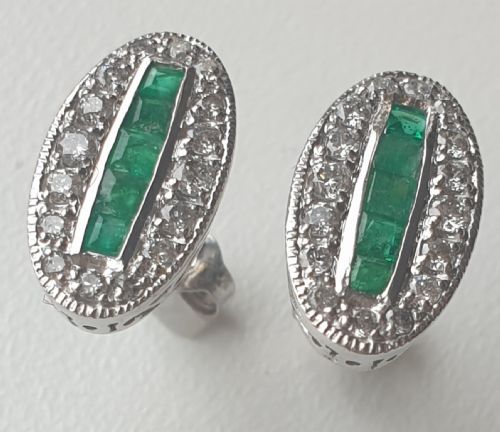 Wg Emerald Diamond Earrings