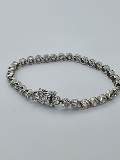 18ct Wg Collet Set Diamond Tennis Bracelet