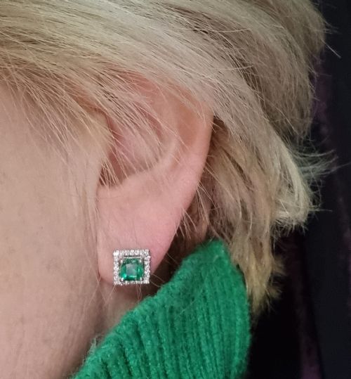 fig 1. Emerald Diamond Clusters