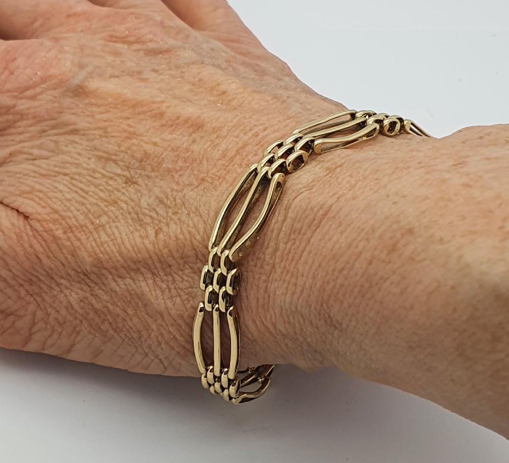 9ct Gold Gate Bracelet View VII