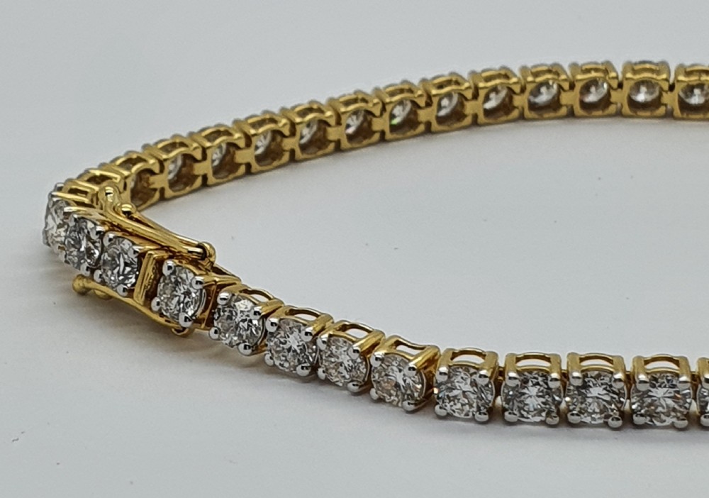 18ct YG Diamond Tennis Bracelet  View II