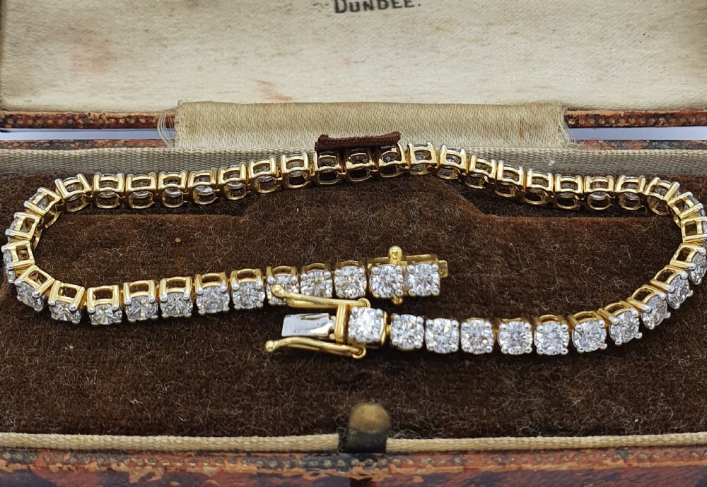 18ct YG Diamond Tennis Bracelet  View III
