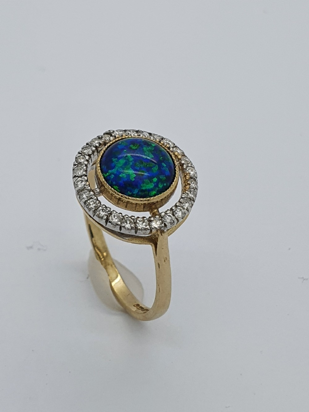 18ct YG Boulder Opal Ring