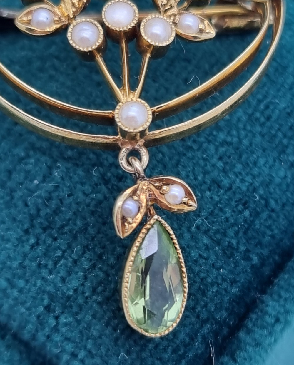 Peridot Seed Pearl Edwardian Pendant View XII