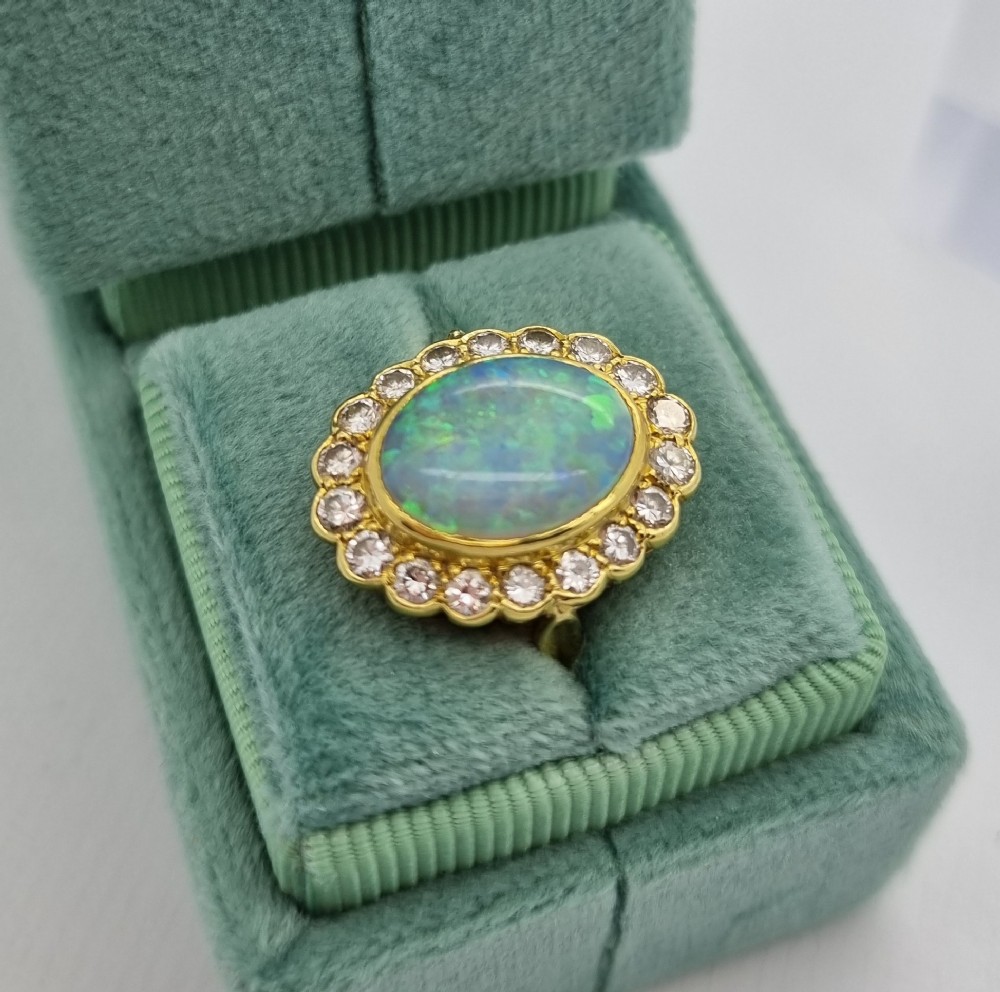 18ct YG Opal Diamond Ring