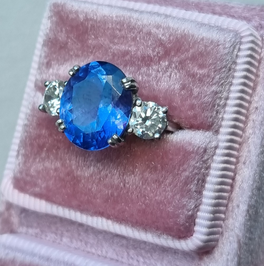 Platinum Tanzanite Diamond Trilogy  View XII