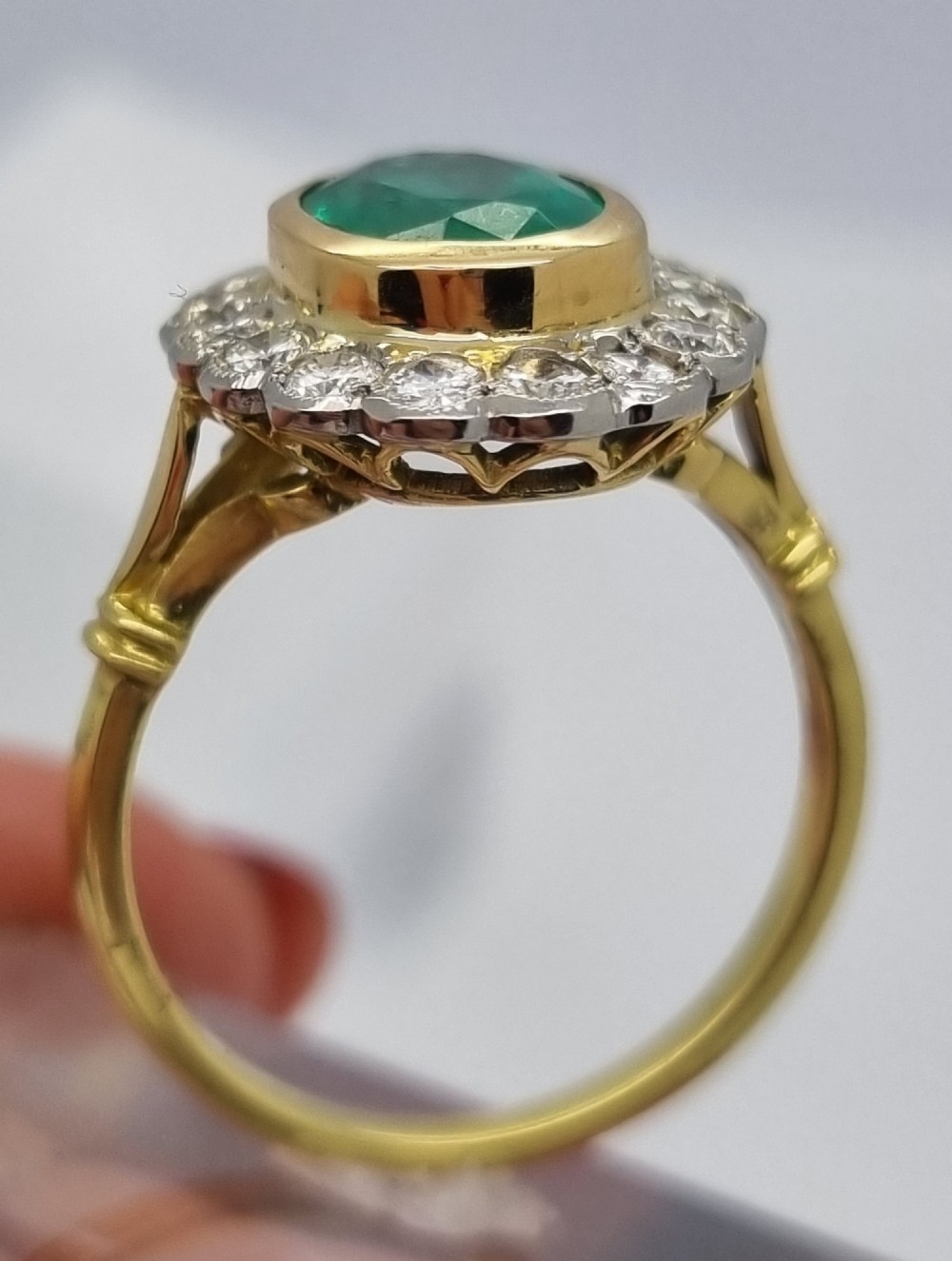 18ct Emerald Diamond Ring View VI