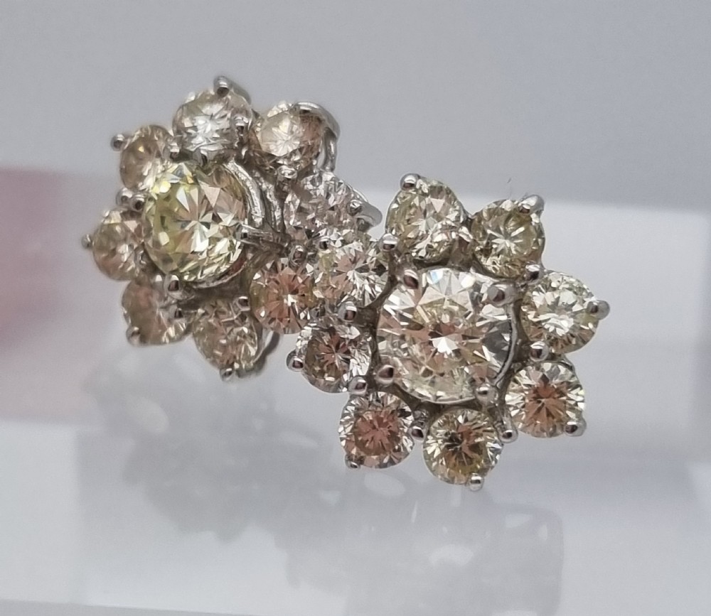 Diamond Clusters View IV
