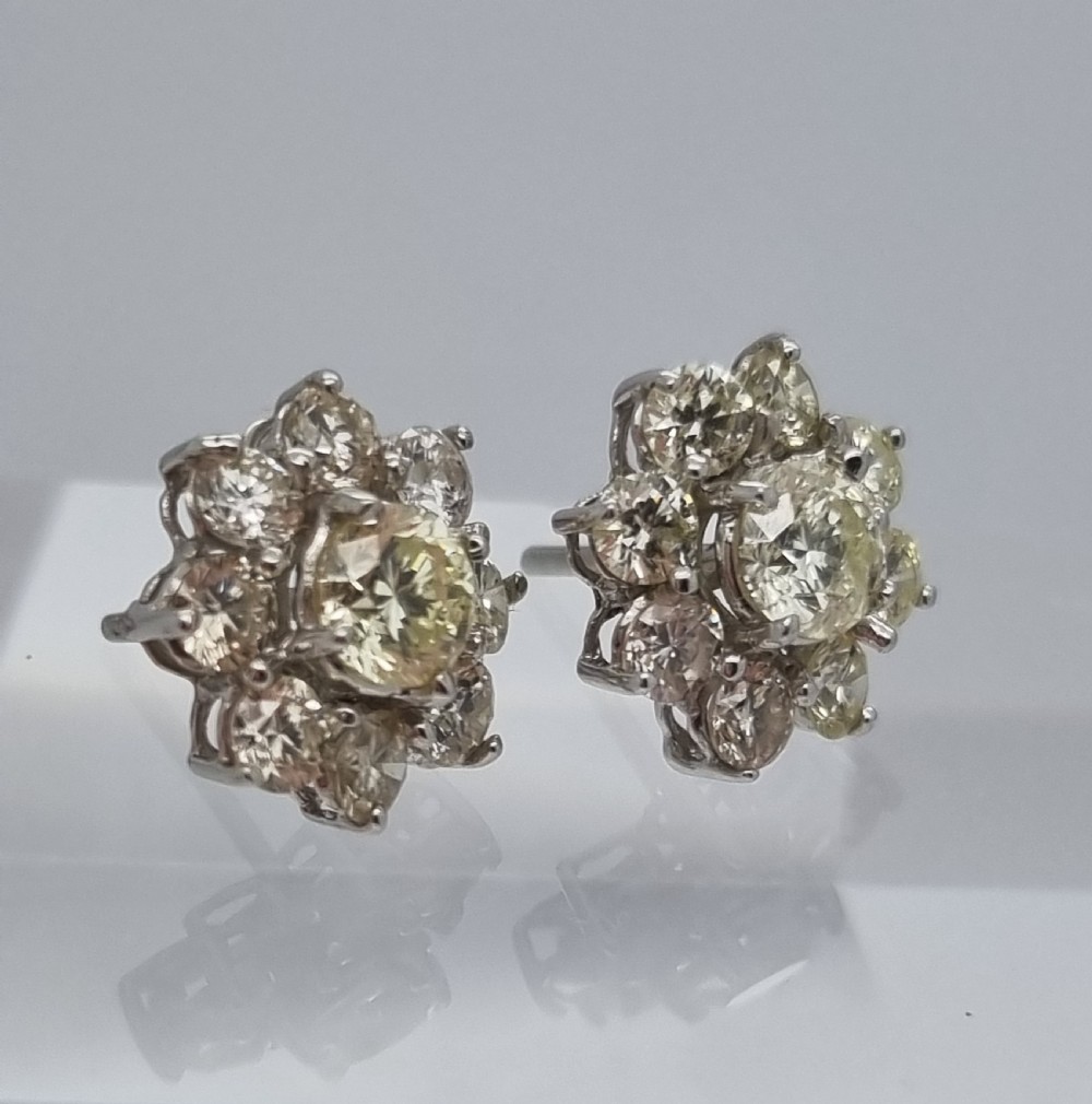 Diamond Clusters View V