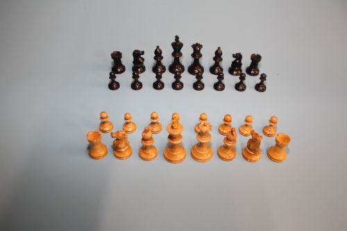 Small Weighted Chess Set Made By. (Benetfink) London