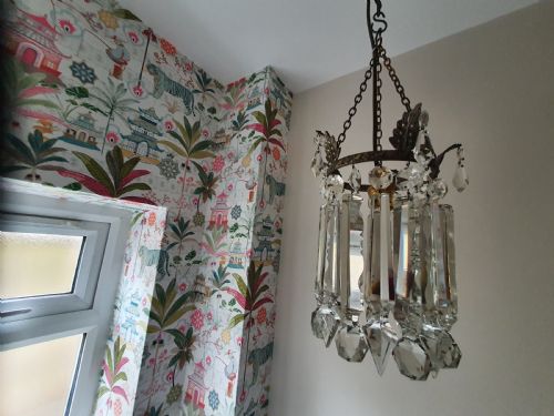 EARLY 20TH CENTURY CHANDELIER WITH LARGE LUSTRES - ADDITIONAL PHOTO 8