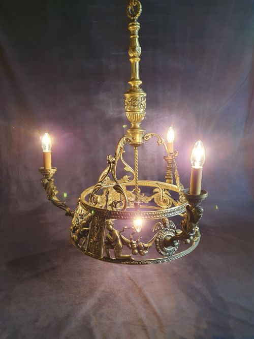 EDWARDIAN BRASS 4 LIGHT CHANDELIER WITH CHERUBS - ADDITIONAL PHOTO 5
