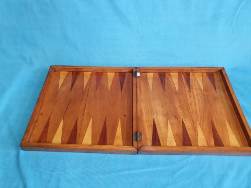 FOLDING CHESS BOARD WITH PIECES AND DRAFTS - ADDITIONAL PHOTO 6