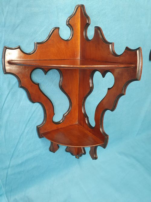 PAIR OF MID 19THCENTURY MAHOGANY WALL BRACKETS - ADDITIONAL PHOTO 6