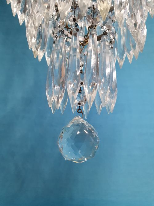 EARLY 20TH CENTURY FIVE TIER SPIKE CHANDELIER - ADDITIONAL PHOTO 2