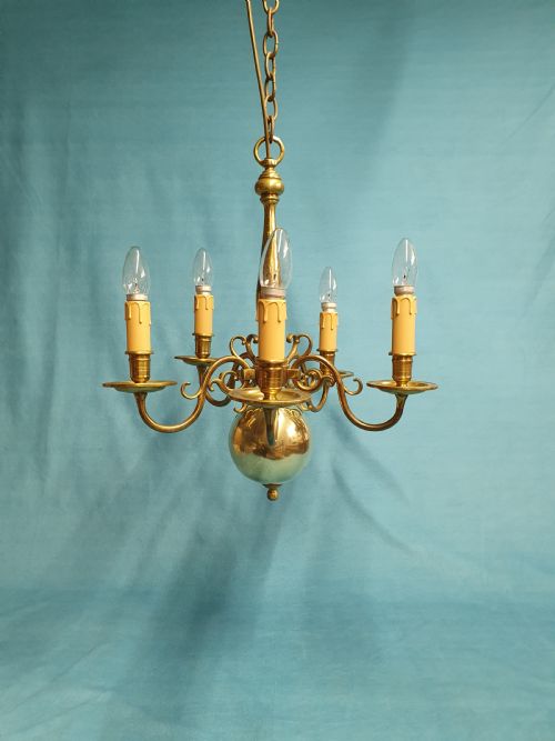 early 20th century super quality dutch style chandelier in brass - CATEGORY: ANTIQUE LIGHTING - DATED 1930