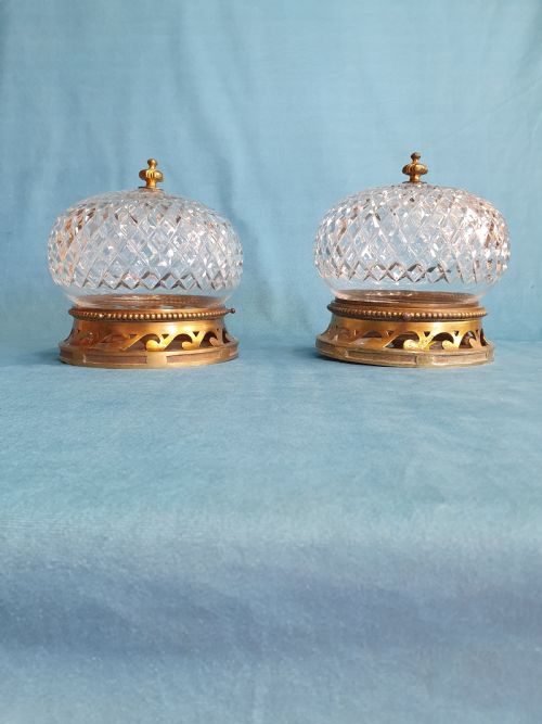 PAIR OF EARLY 20TH CENTURY CEILING LIGHTS - ADDITIONAL PHOTO 5