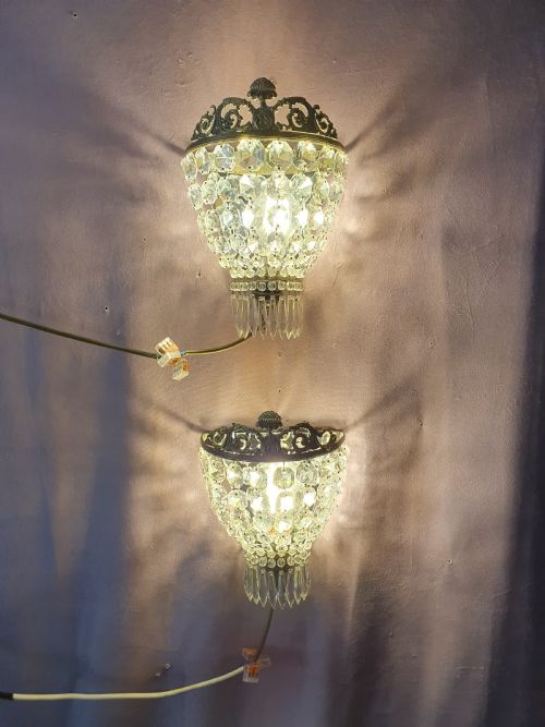 EARLY 20TH CENTURY PAIR OF SWAG WALL LIGHTS - ADDITIONAL PHOTO 3