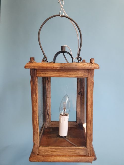 EARLY 20TH CENTURY WOODEN PORCH LIGHT - ADDITIONAL PHOTO 7