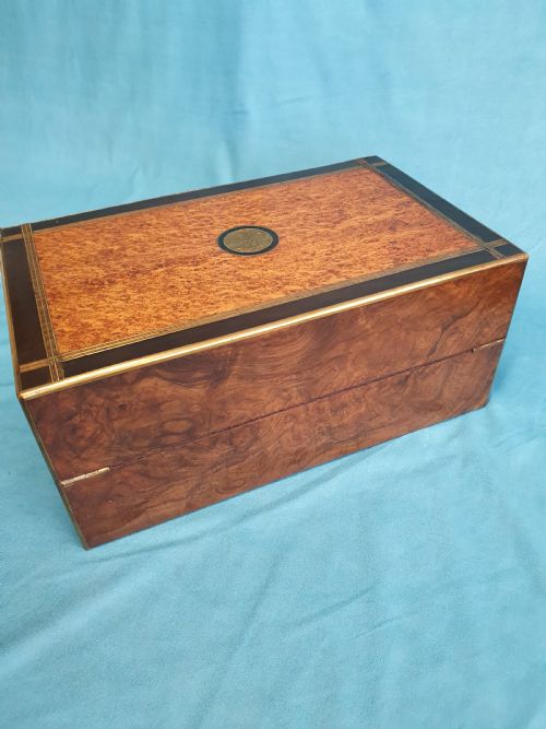 19THCENTURY YEW WOOD WRITING SLOPE - ADDITIONAL PHOTO 4