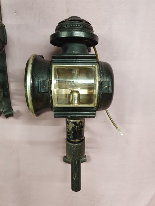 PAIR OF 19TH CENTURY CARRIAGE LIGHTS - ADDITIONAL PHOTO 1