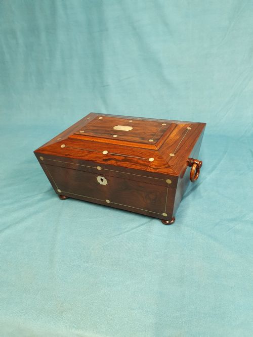 19th century rosewood jewellery box - CATEGORY: ANTIQUE BOXES - DATED REGENCY