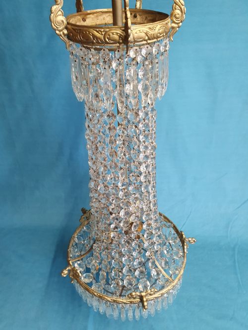 ELEGANT TALL CHANDELIER WITH SIX LAYERS OF SPIKES TO THE BOTTOM - ADDITIONAL PHOTO 1