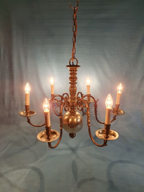 EARLY 20TH CENTURY DUTCH FLEMISH CHANDELIER - ADDITIONAL PHOTO 4