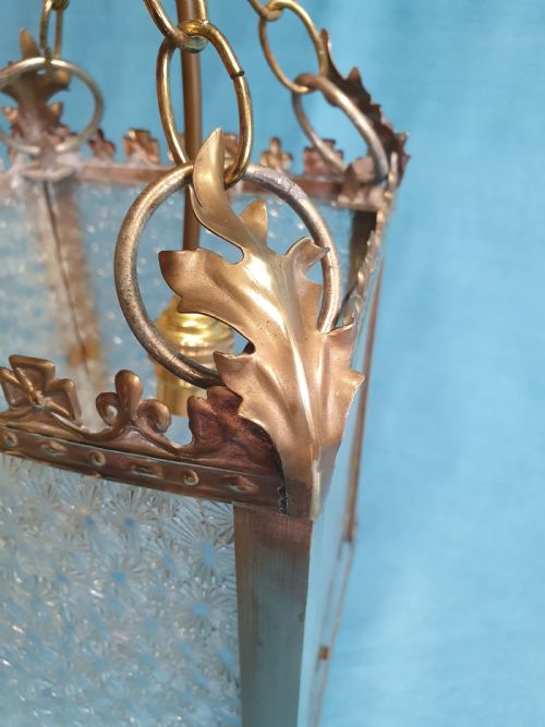 EARLY 20TH CENTURY BRASS HALL LIGHT WITH CORONET TOP - ADDITIONAL PHOTO 5