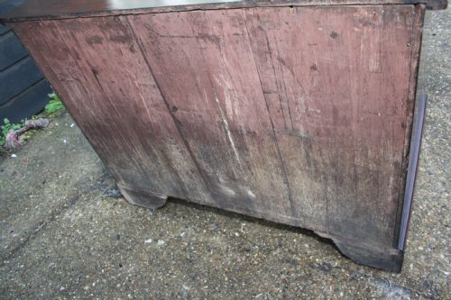 GEORGE LL KNEEHOLE DESK IN MAHOGANY C1750 - ADDITIONAL PHOTO 7