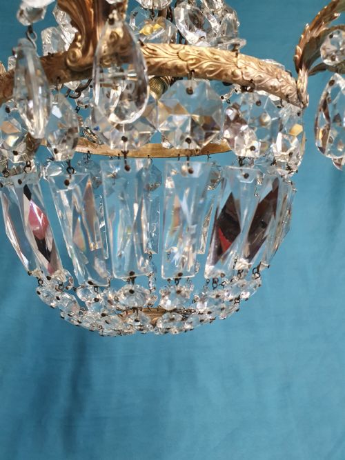 EARLY 20TH CENTURY SMALL SWAG CHANDELIER WITH FINIALS - ADDITIONAL PHOTO 5