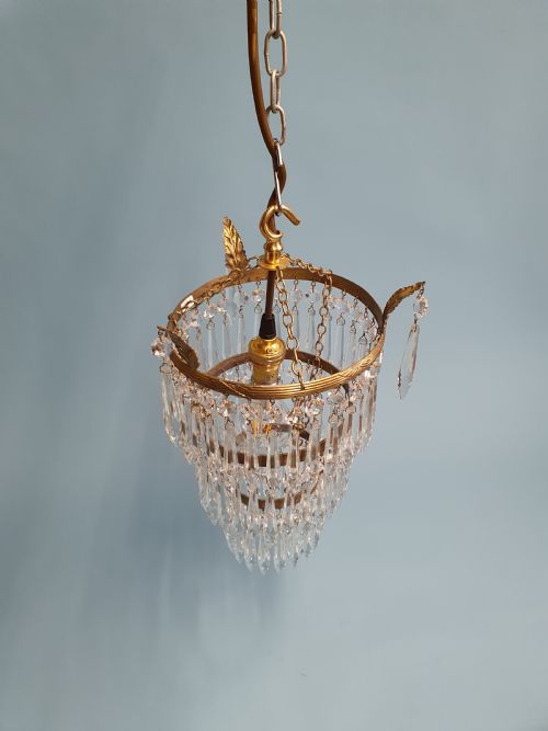 THREE TIER SPIKE CHANDELIER WITH LEAF DECORATION 8 - ADDITIONAL PHOTO 4
